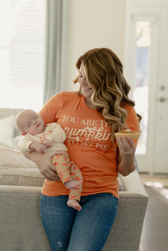 Pumpkin Pie Mama Tee / Fall Graphic Tshirt